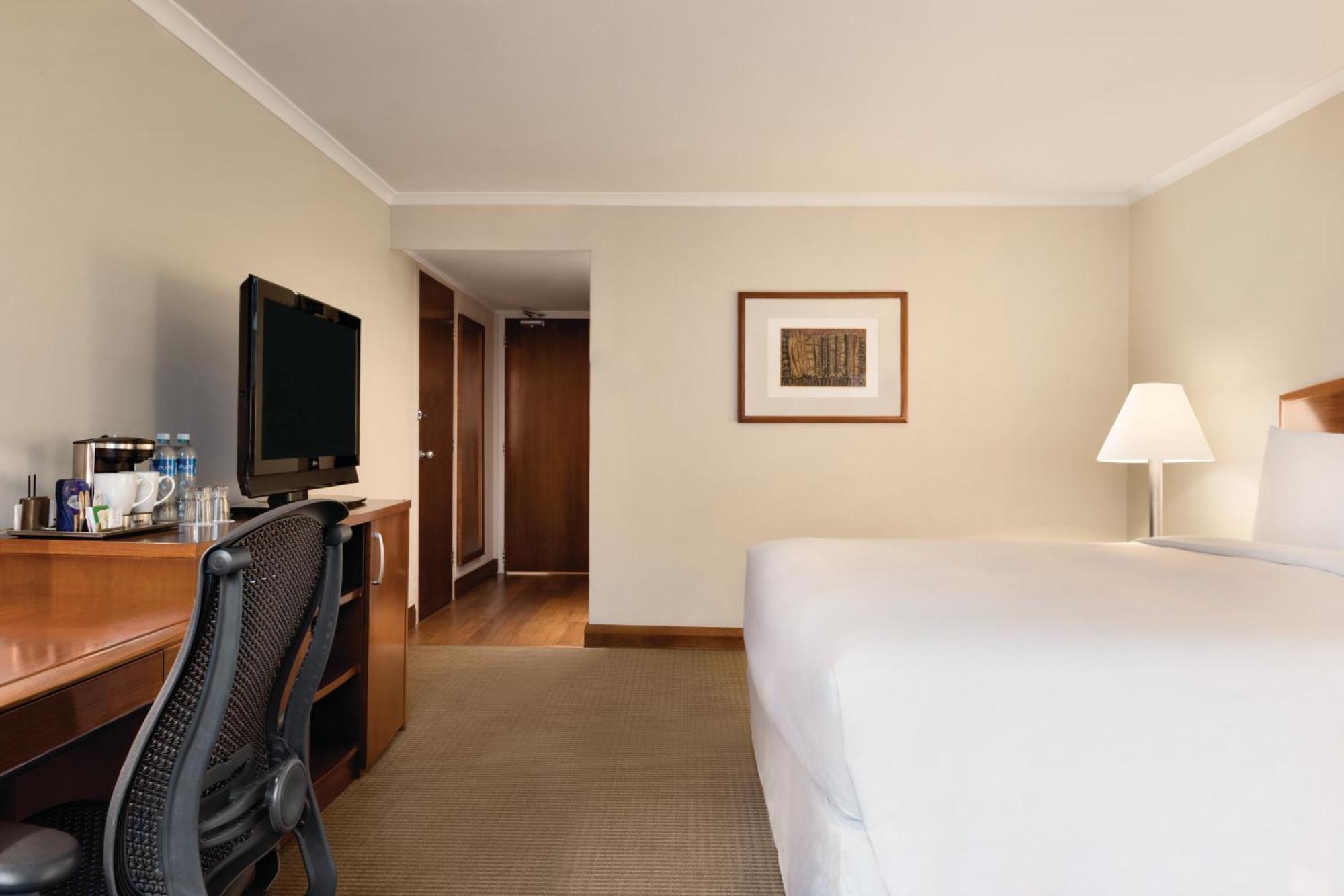 Hilton Colon Quito Hotel Exteriör bild