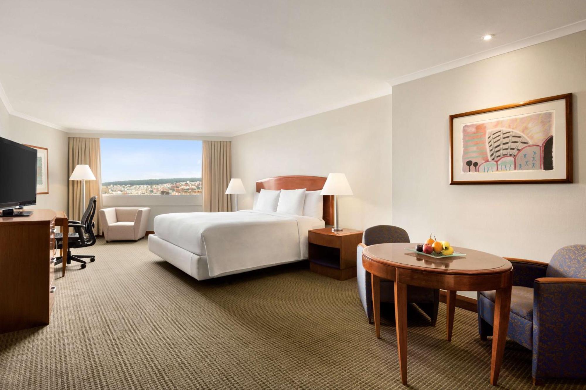 Hilton Colon Quito Hotel Exteriör bild