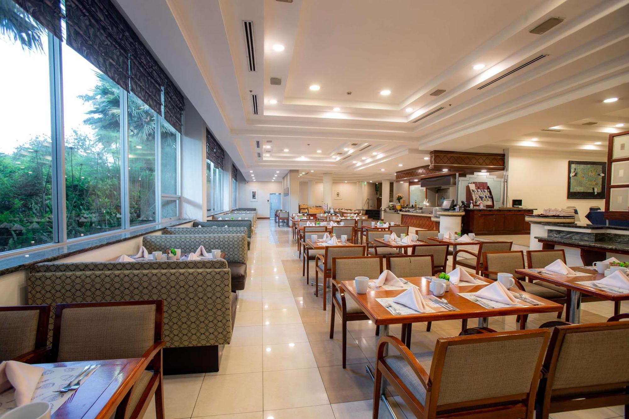Hilton Colon Quito Hotel Exteriör bild